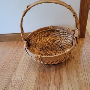 Round Basket